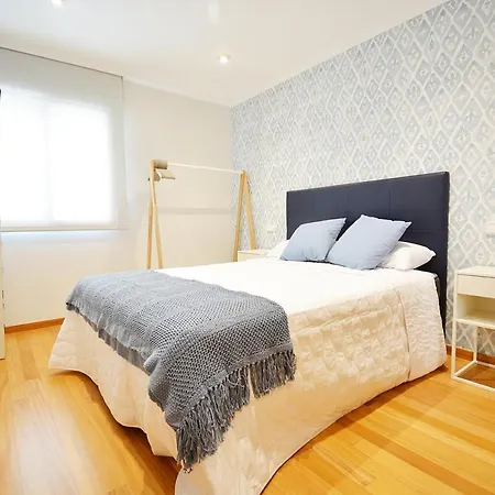 Galihost - ático Con Terraza Y Vistas Al Mar En Vilagarcía *